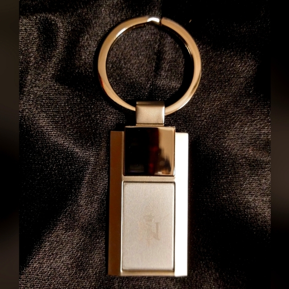 "CAT" NSBE SERIES EXECUTIVE SILVERTONE METAL CARD HOLDER & KEY FOB SET (NWOT) - Picture 3 of 11